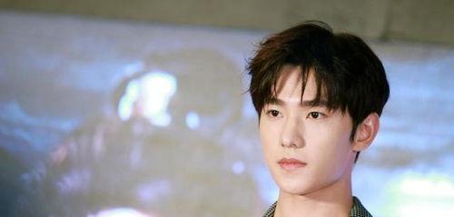 圈内爆料杨洋八卦,揭秘娱乐圈背后的风云人物  第1张